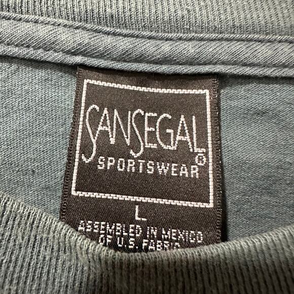 Las Vegas embroidered shirt size L - Picture 4 of 5